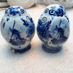 Vintage Royal Delft Salt & Pepper